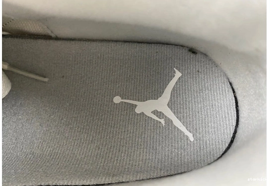 Craft FJ9479-100 3 “Ivory” FJ9479-100 Air Jordan 0105